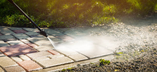 Best Pool Deck Cleaning  in Aquebogue, NY
